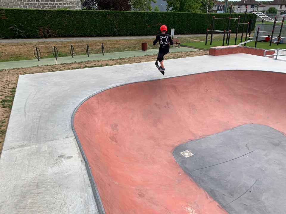 Tujac Skatepark Brive la Gaillarde Skate Spot 4/5