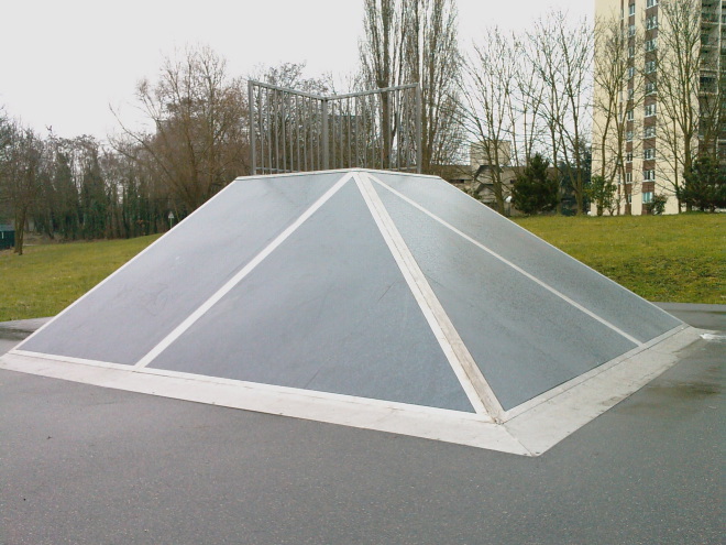 Antony Pajeaud Skatepark Verrières le Buisson Skate Spot 2/5