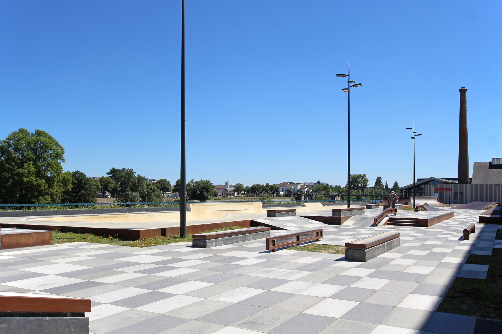 La Manu Skatepark Châtellerault Skate Spot 5/5