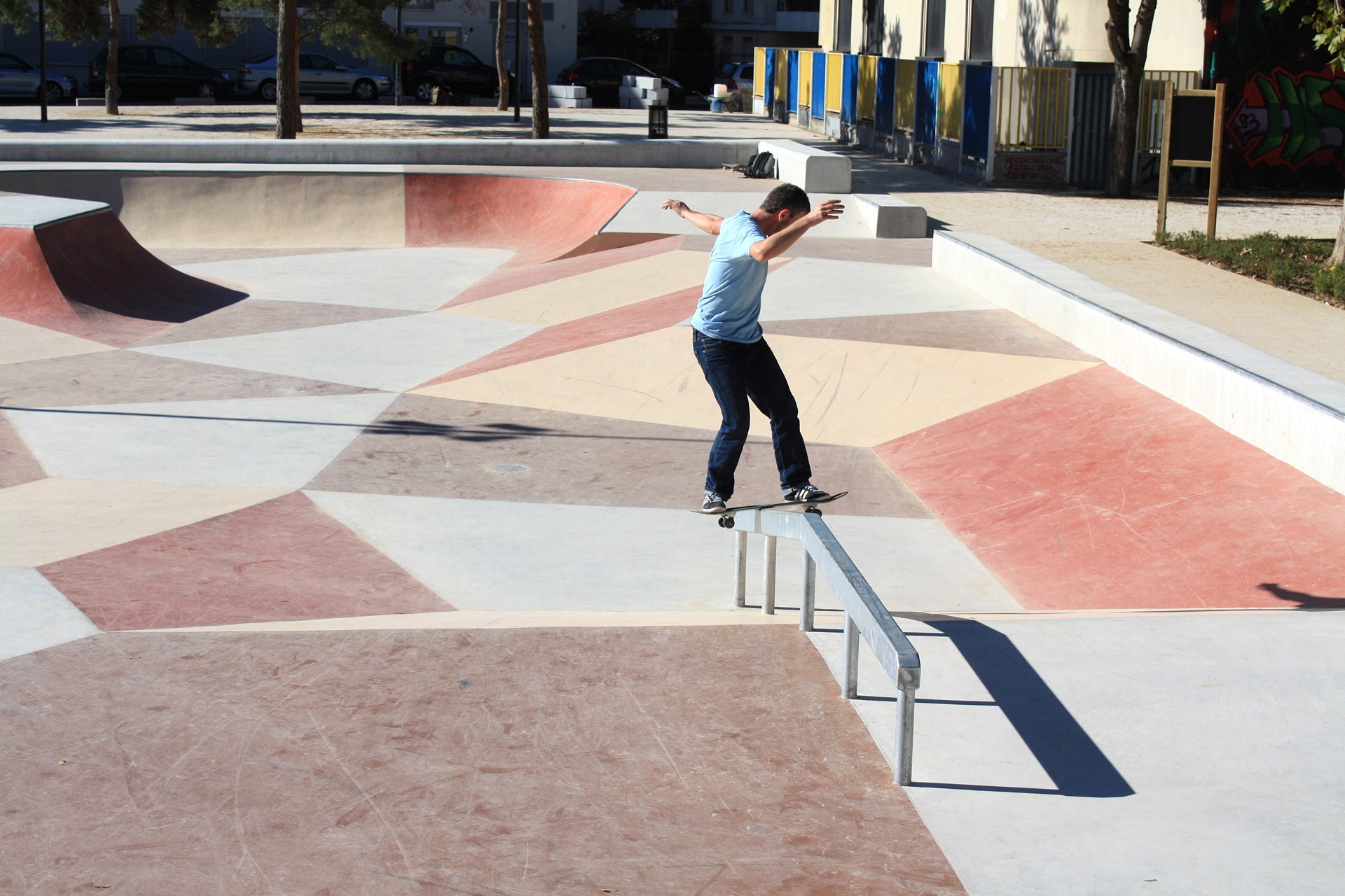 Square Diderot Skatepark Saint Denis Skate Spot 3/5