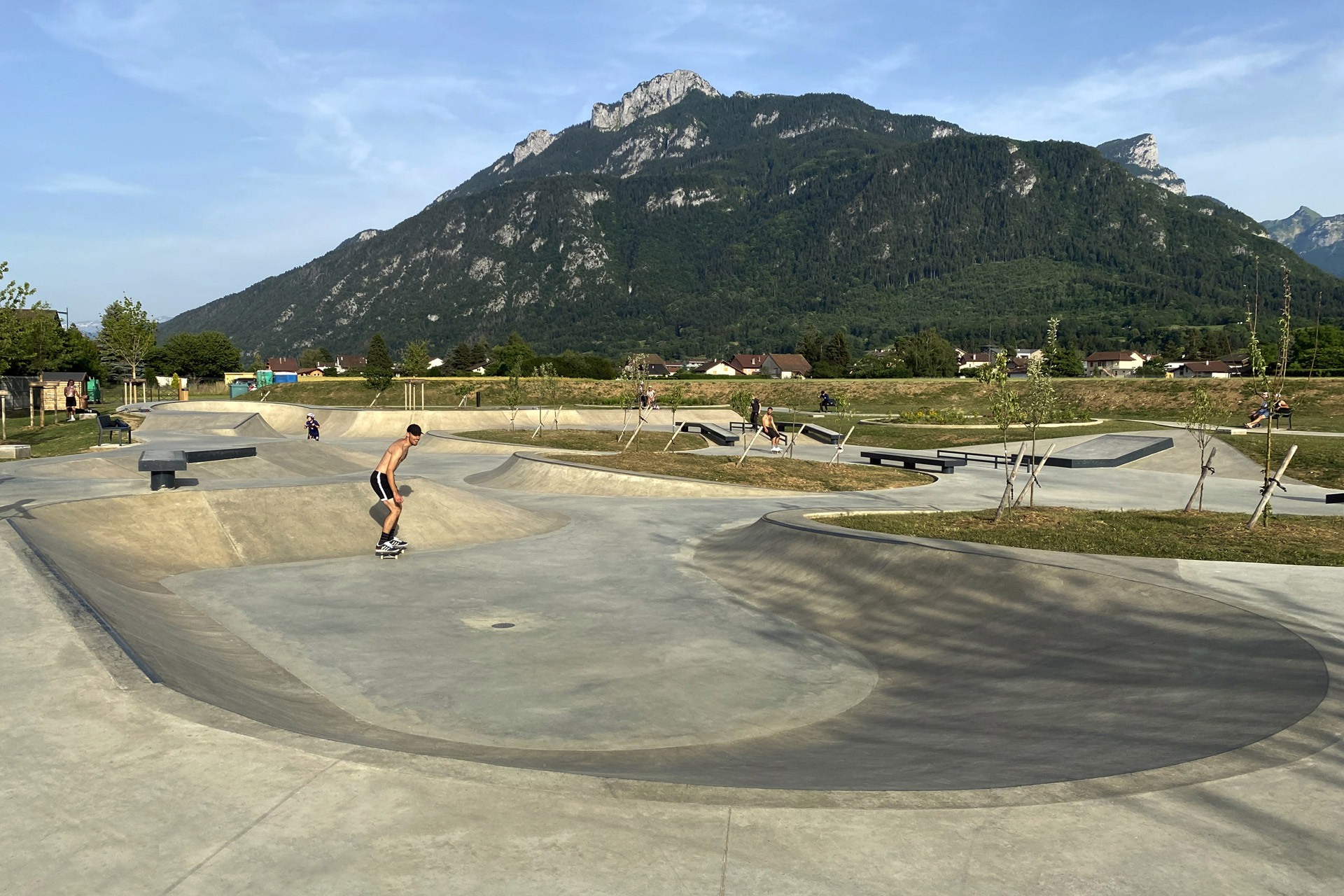 Saint Pierre Skatepark Saint Pierre en Faucigny Skate Spot 5/5