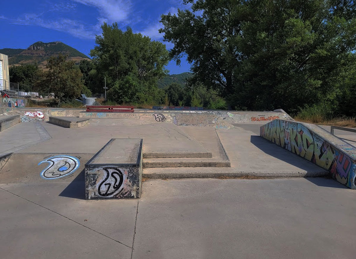 Walter Fabre Skatepark Millau Skate Spot 3/5