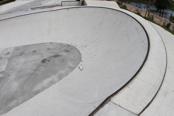 Ficoba Skatepark Irún Skate Spot 5/5