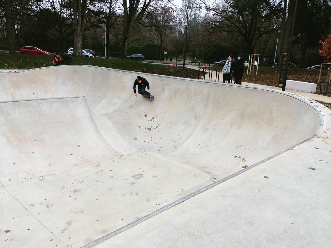 Plaine des Sports Skatepark Dijon Skate Spot 4/5