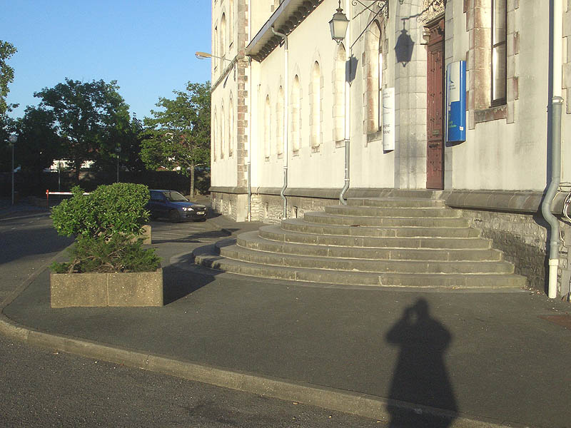 IUT Spot Street Bayonne Skate Spot 4/5