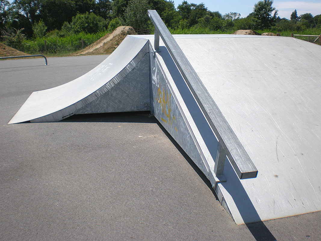 Saint Brevin Skatepark Saint Brevin les Pins Skate Spot 2/5
