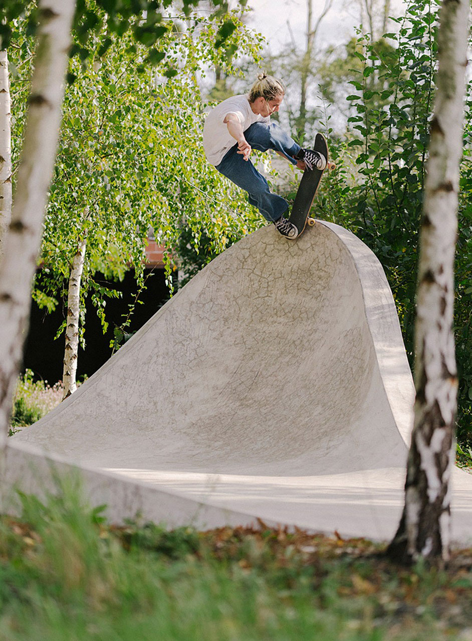 Galleria Continua Art Boissy le Châtel Skate Spot 5/5