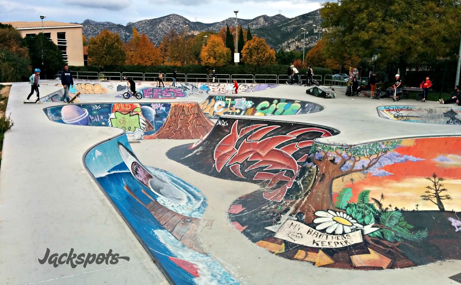Gémenos Skatepark Gémenos Skate Spot 4/5