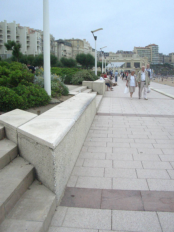 La Grande Plage Spot Street Biarritz Skate Spot 3/5
