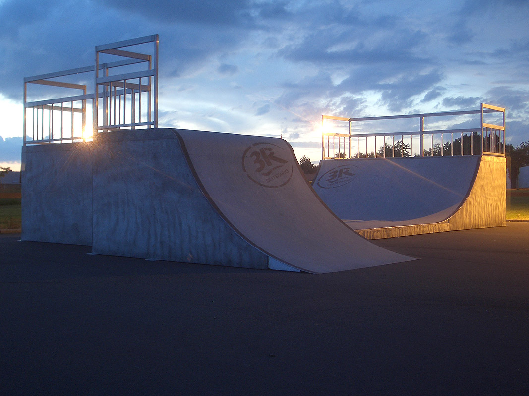 La Chapelle Basse Mer Skatepark Divatte sur Loire Skate Spot 3/5