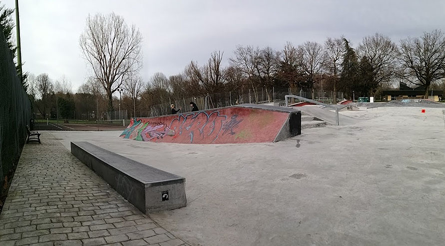 Tujac Skatepark Brive la Gaillarde Skate Spot 4/5
